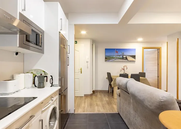 Hall V By Aston Apartamento